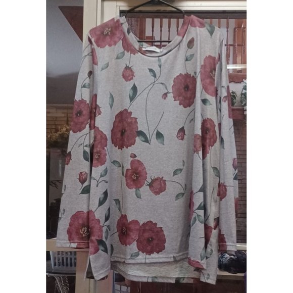 Misslook Plus Size Woman's Shirt 2X Gray with Red Flowers LS NWOT - Picture 1 of 4